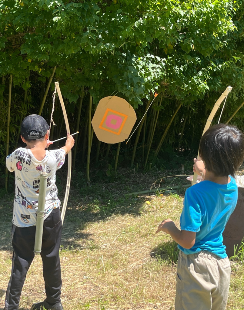 イメージ画像: ひみつきち、みーつけた！イロイロな人たちと子ども若者が劇場で共に創る「うえだイロイロ倶楽部」